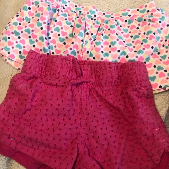 Bundle of 3t girl shorts - Picture 3 of 4